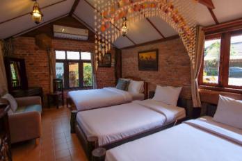 บ้านอีสาน คันทรี เฮาส์